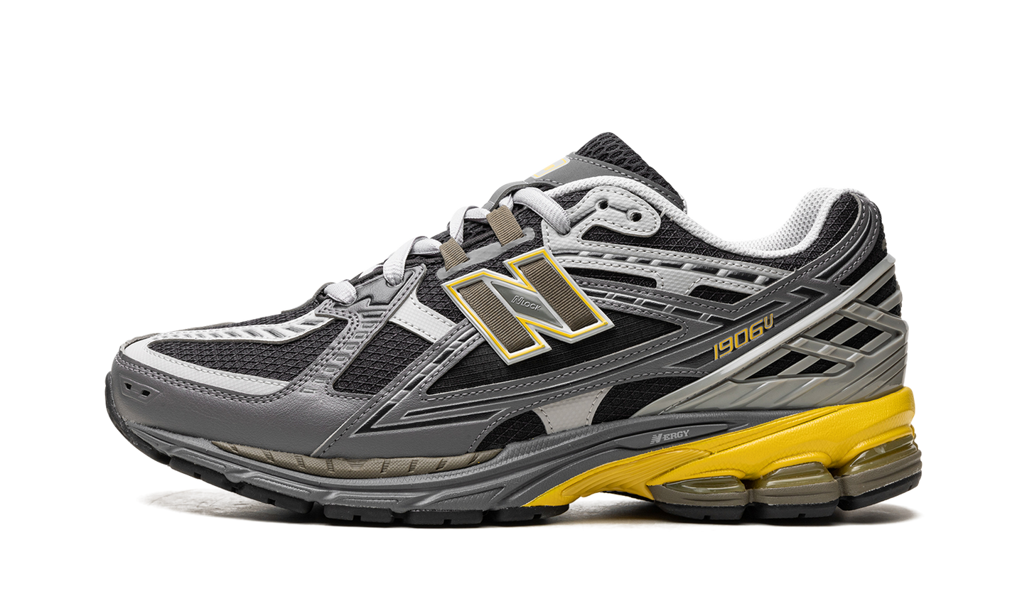 1906U "Castlerock Ginger Lemon"