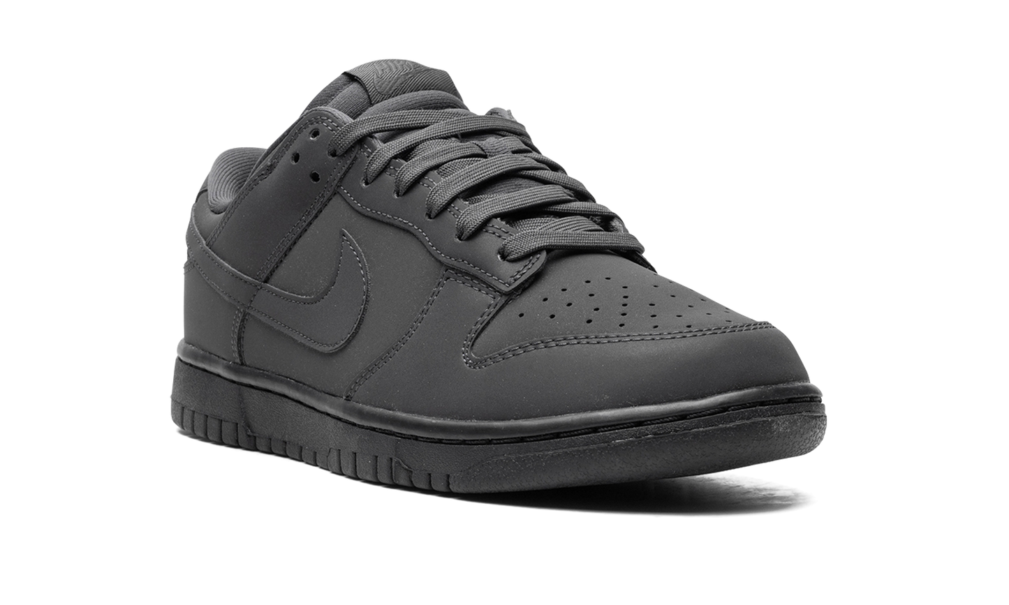 DUNK LOW WMNS "Cyber"