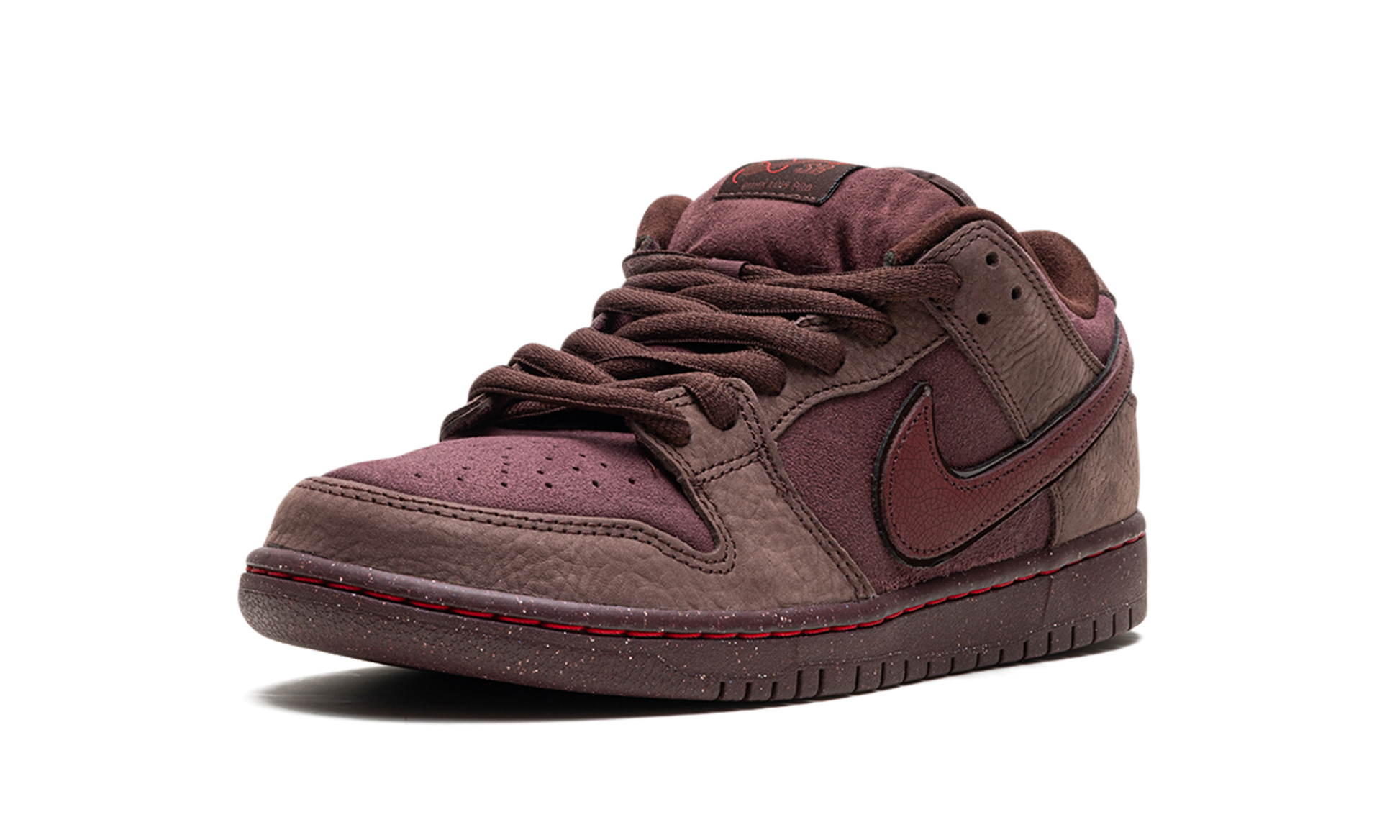 SB Dunk Low "City of Love"