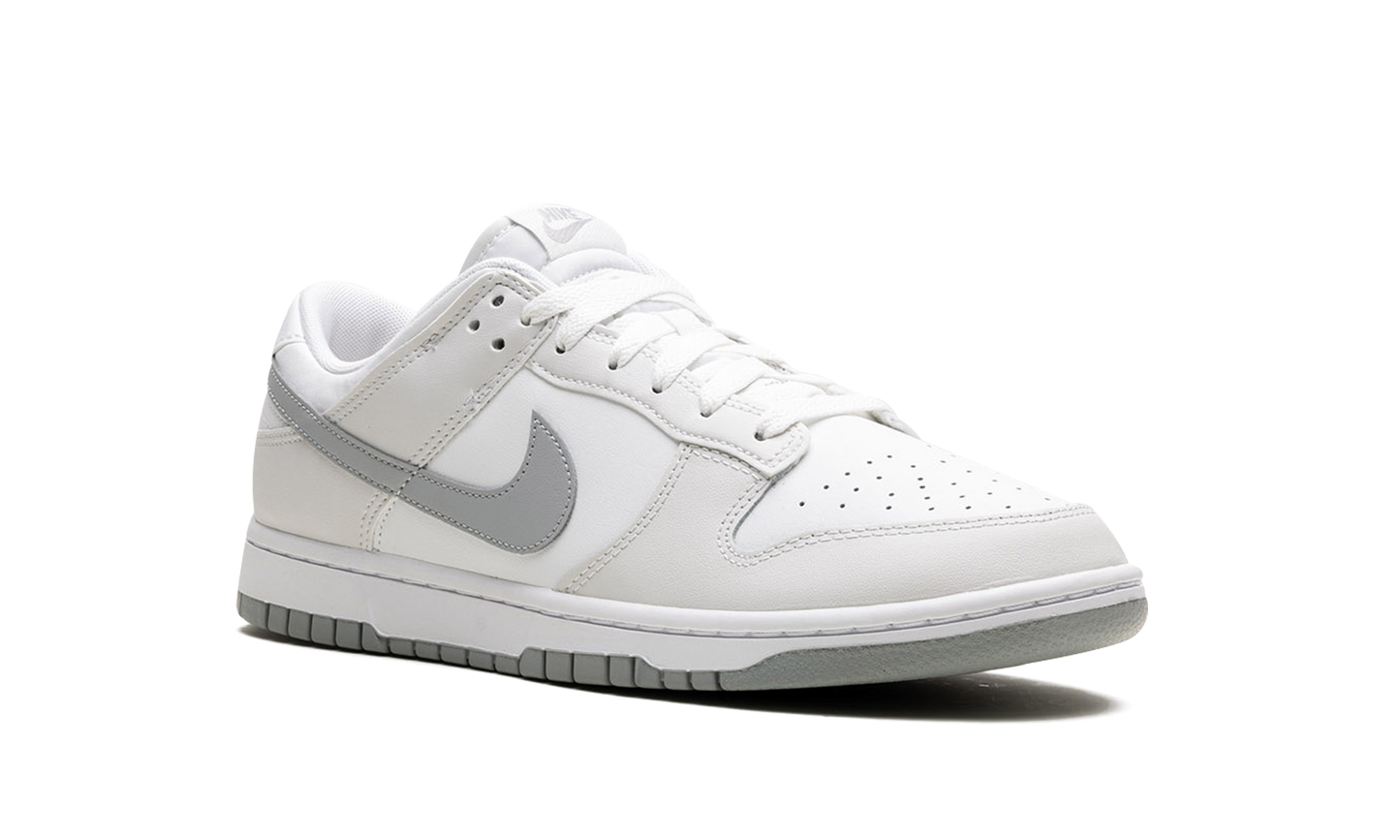 Dunk Low Retro "Summit White Light Smoke Grey"