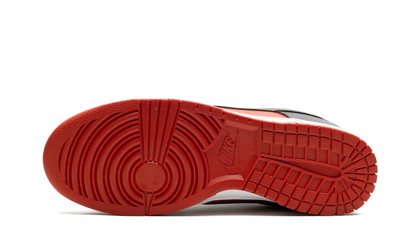 Dunk Low "Mystic Red"