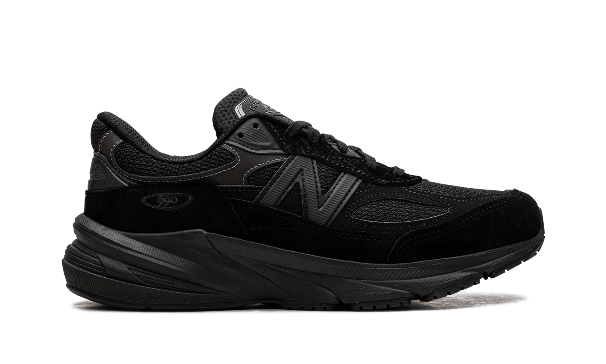990 v6 "Triple Black"