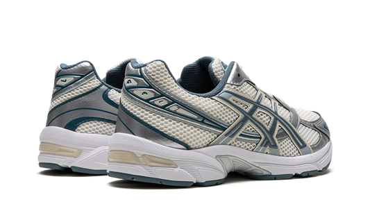 Gel-1130 "Cream / Ironclad"