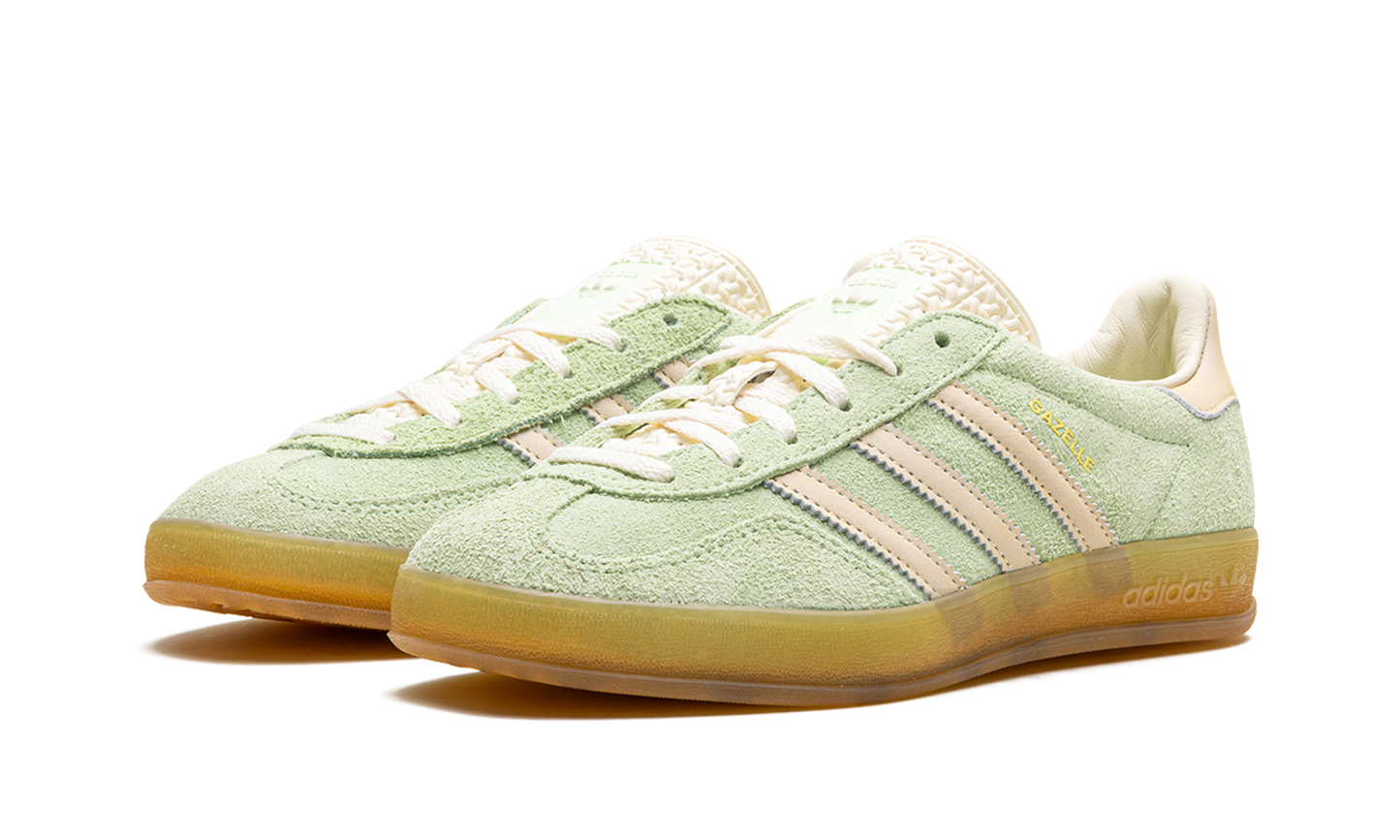 GAZELLE INDOOR WMNS "Semi Green Spark"