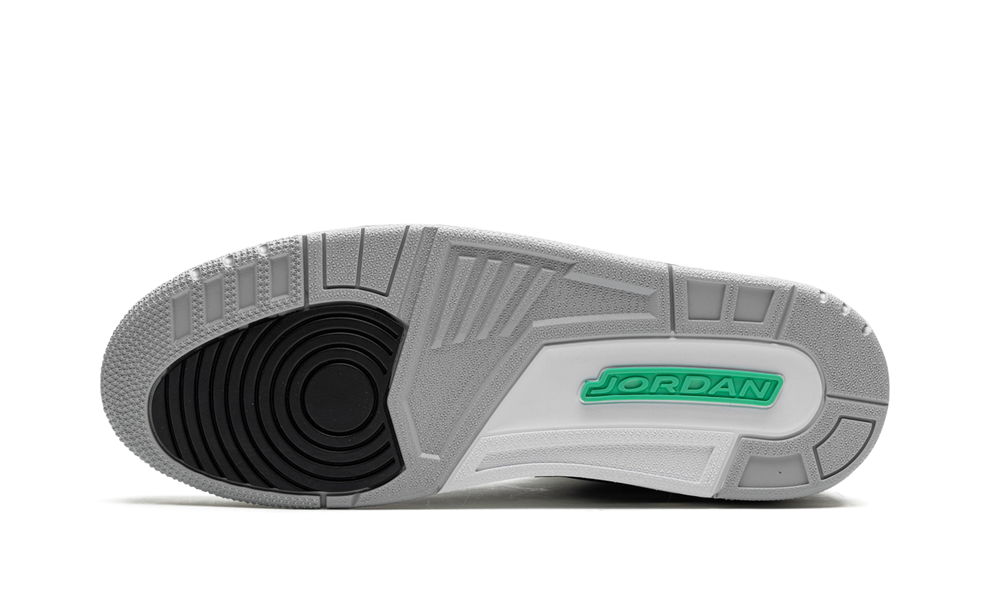 Air Jordan 3 Retro "Green Glow"