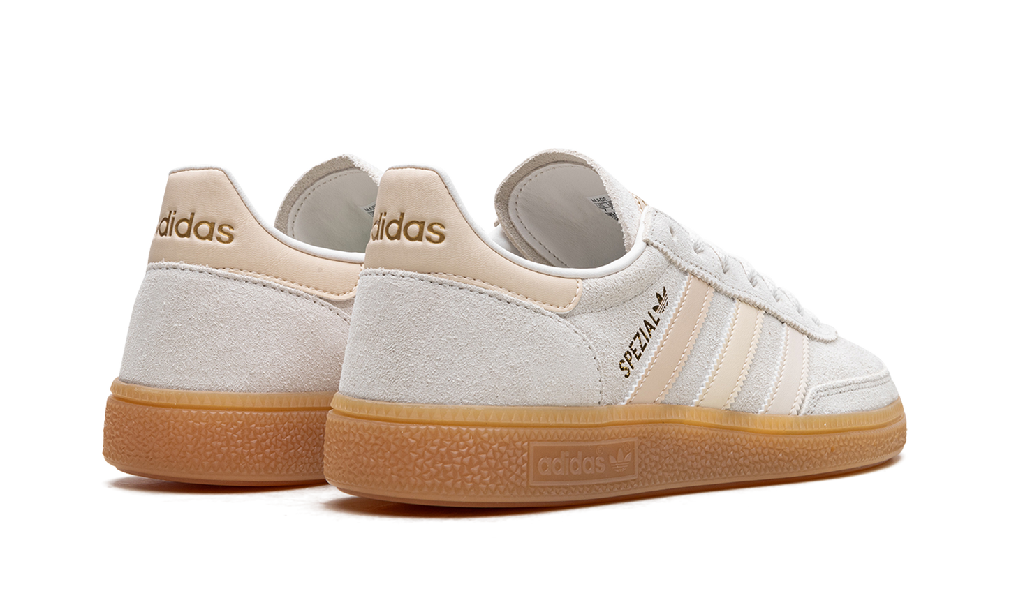 Handball Spezial "Wonder White-Sand Strata"