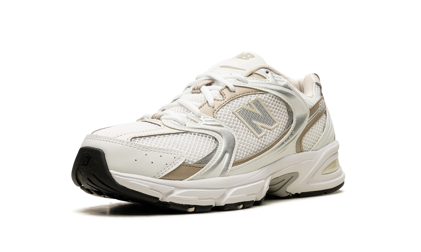 530 "White / Stoneware / Linen"