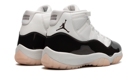 AIR JORDAN 11 WMNS "Neapolitan"