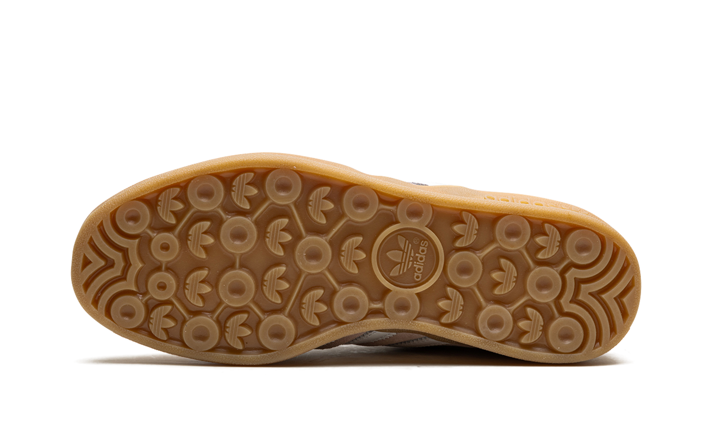 Gazelle Indoor WMNS "Sandy Pink"