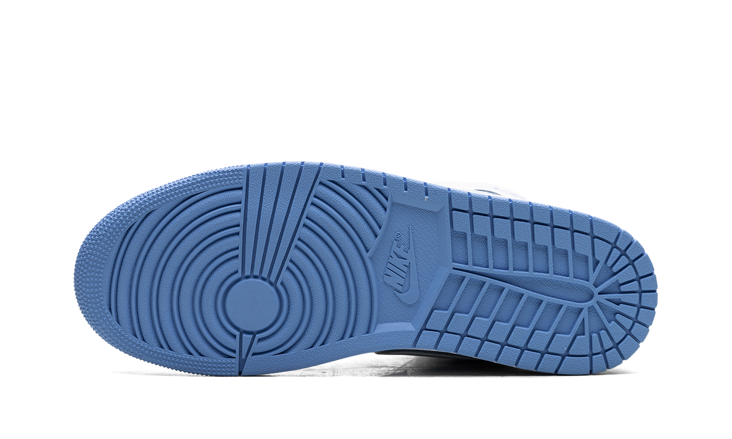 Jordan 1 Mid "Legend Blue"