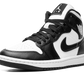 AIR JORDAN 1 MID WMNS "Panda"