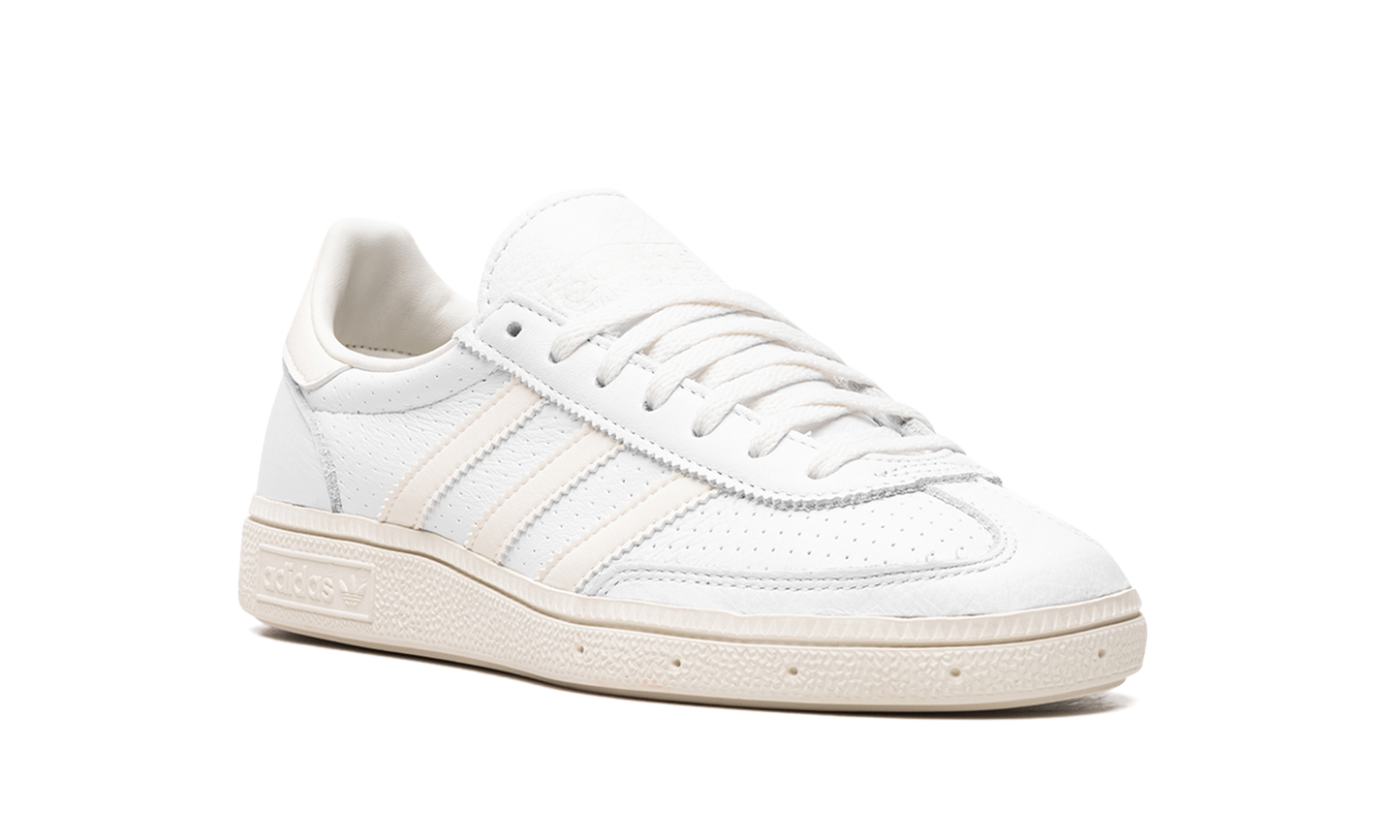 Handball Spezial "White Off White"