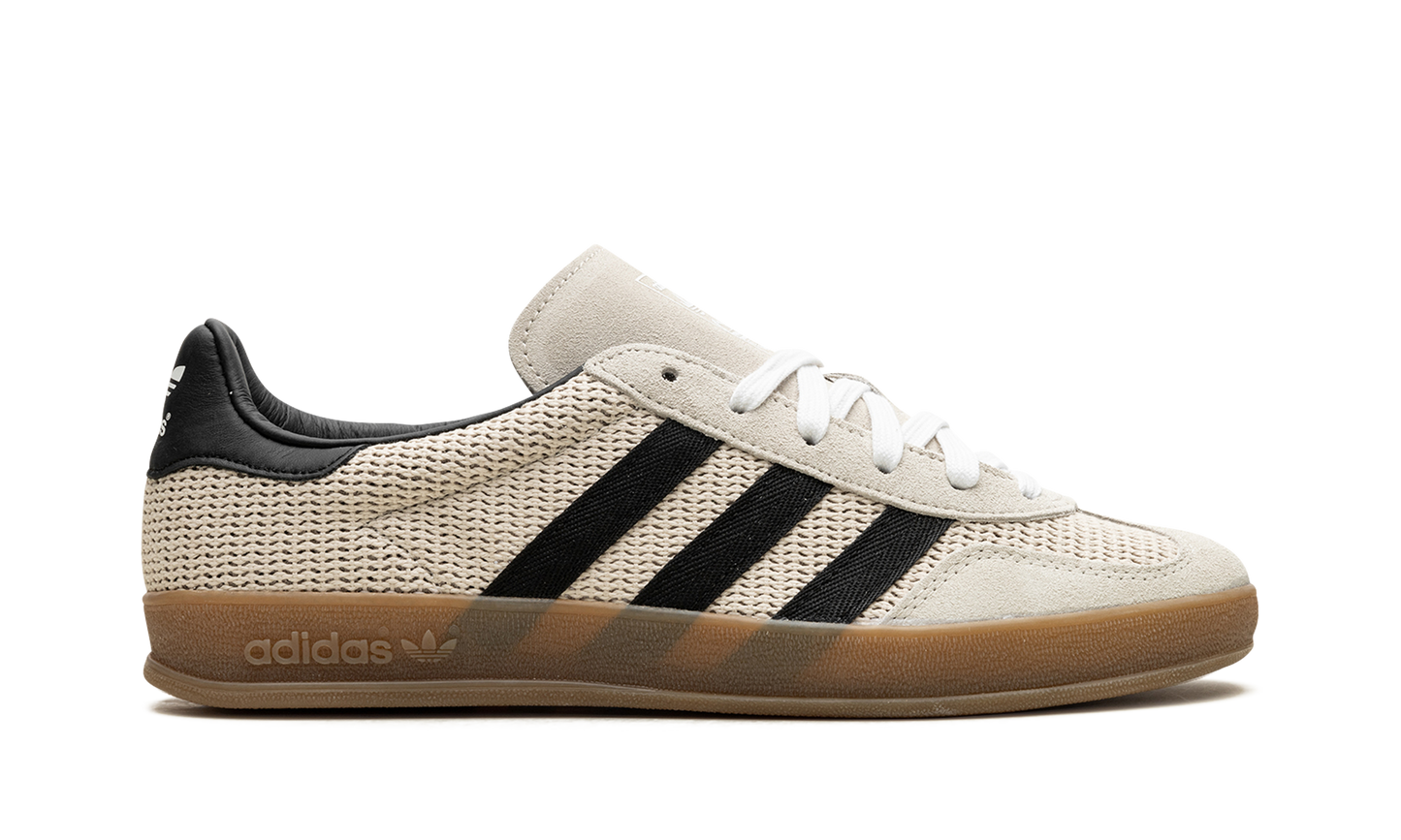 Gazelle Indoor "Aluminum / Core Black"
