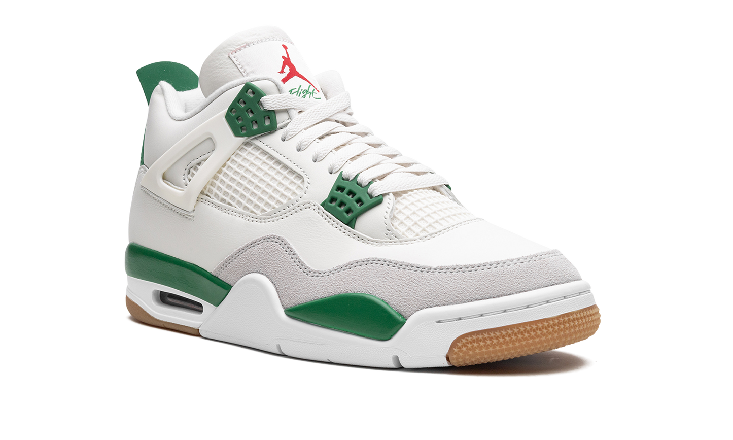 Air Jordan 4 Retro SB "Pine Green"