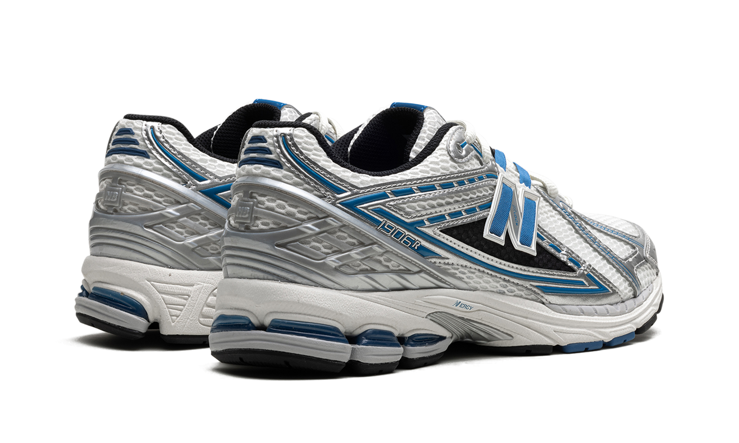 1906R "SILVER METALLIC"