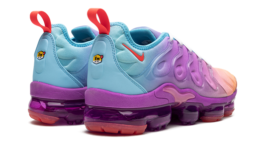 AIR VAPORMAX PLUS WMNS "Multigradient"