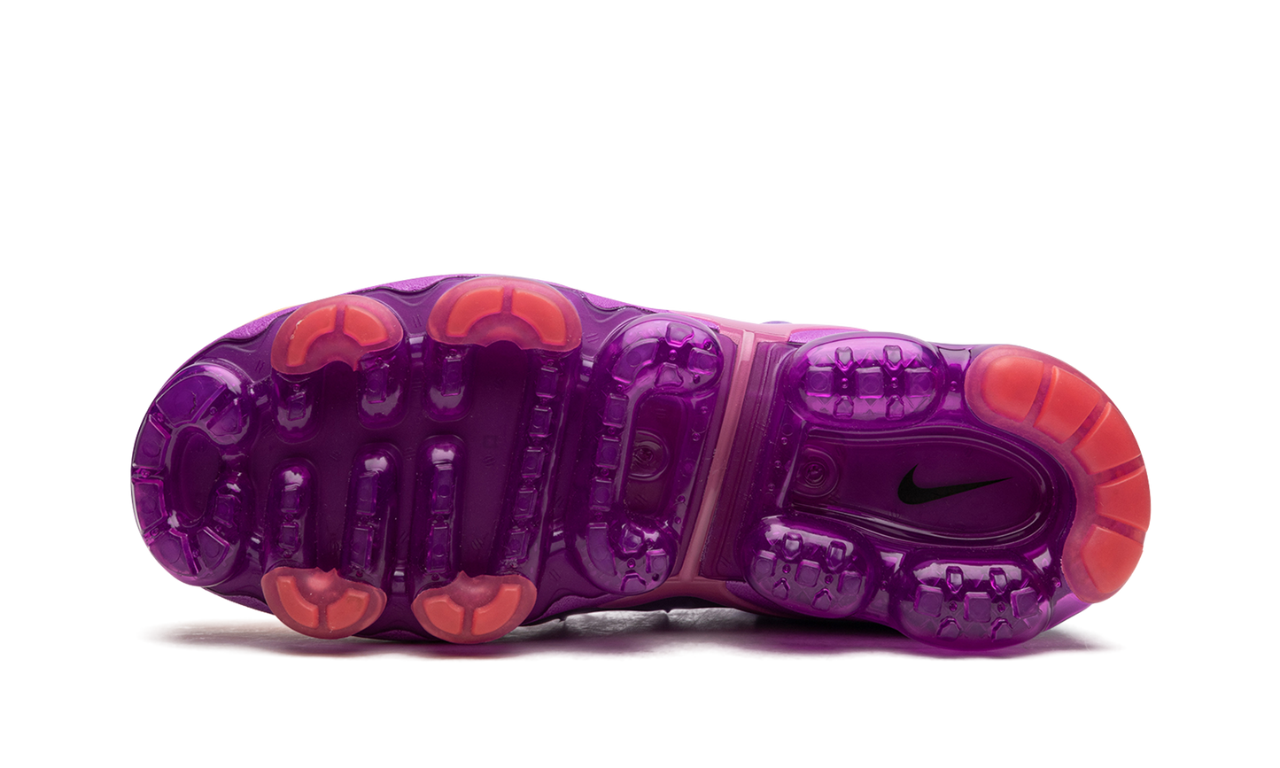 AIR VAPORMAX PLUS WMNS "Multigradient"