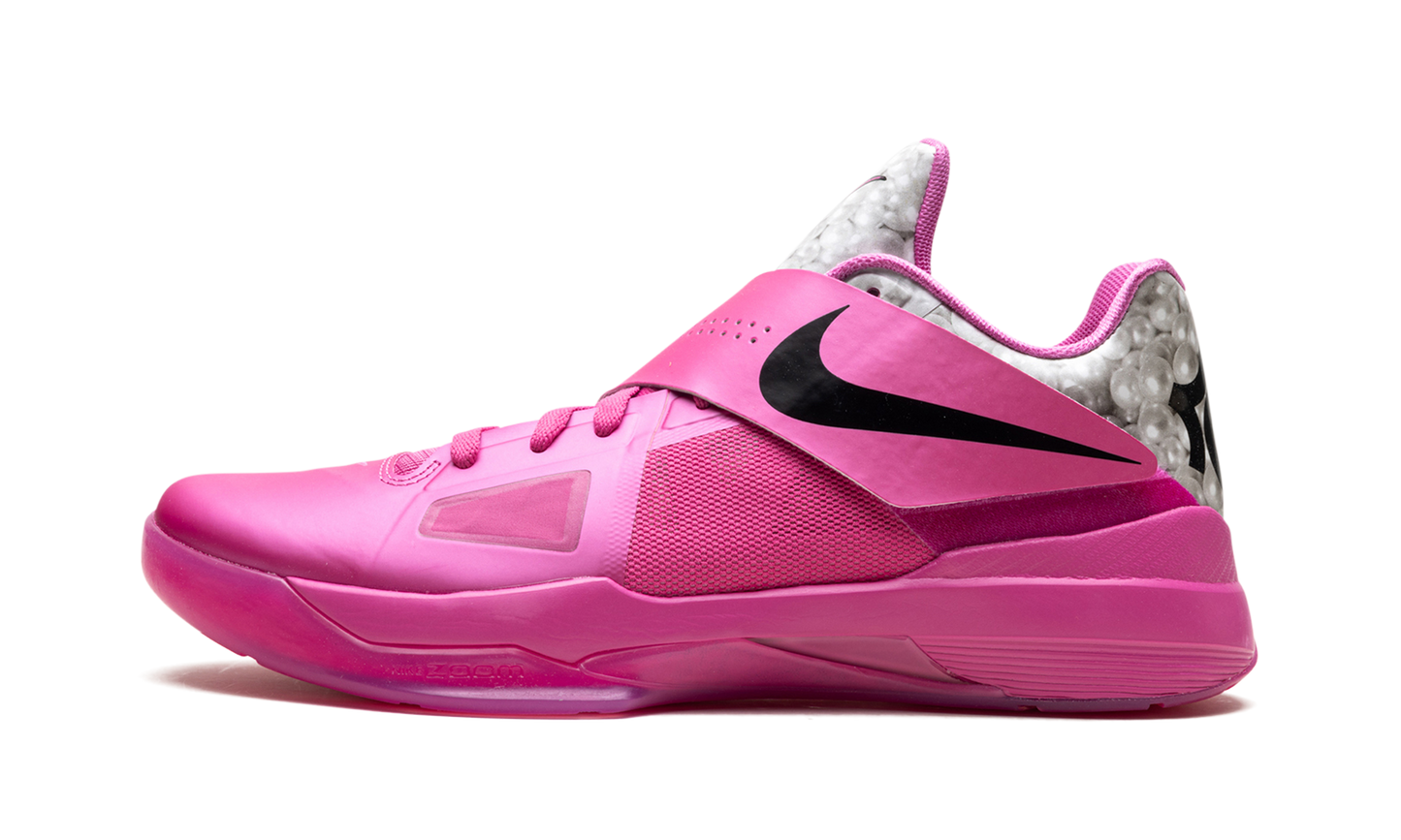 KD 4 "Aunt Pearl"
