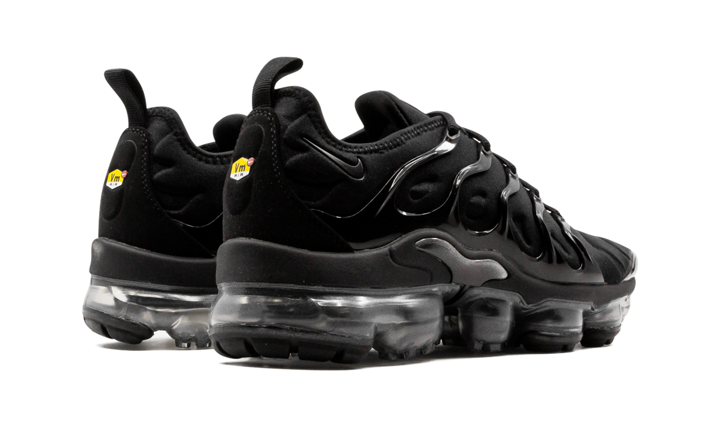 AIR VAPORMAX PLUS WMNS "Triple Black"