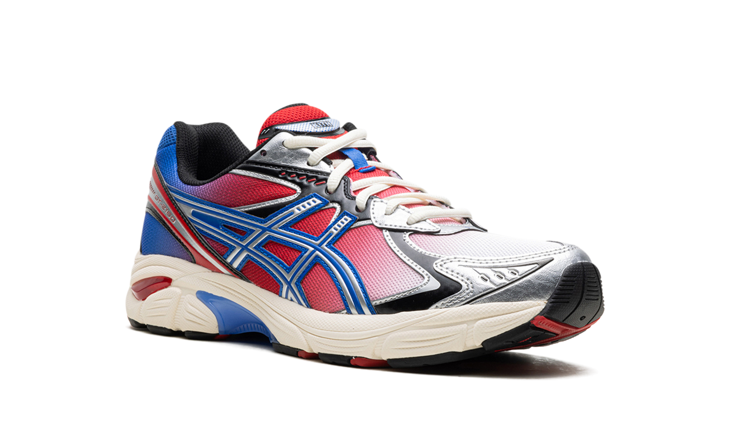 GT-2160 "KITH MARVEL VILLAINS SPIDER-MAN/VENOM PACK - NO CO"