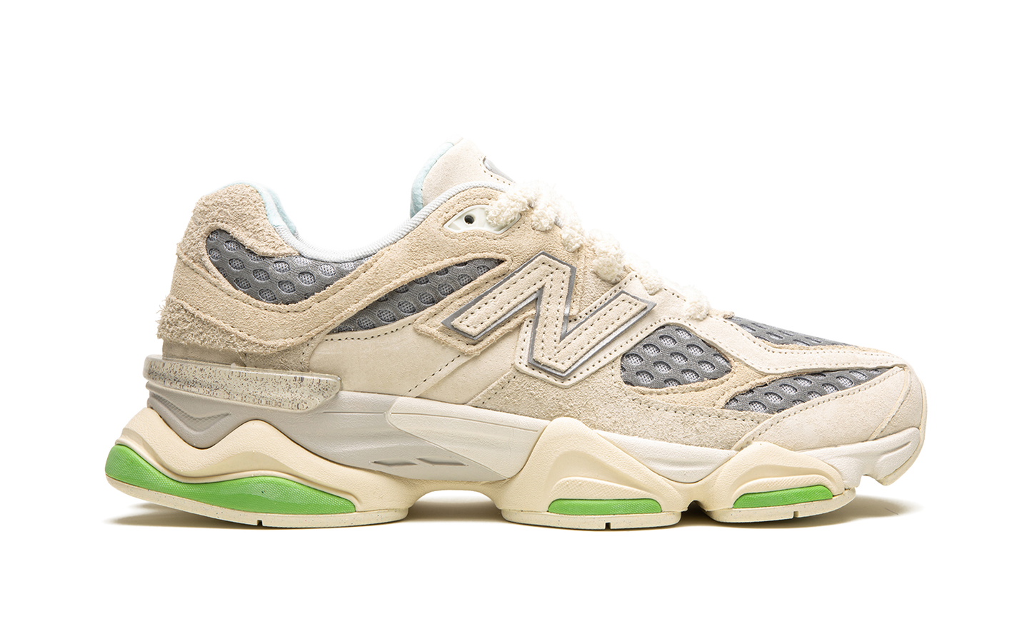 9060 "Bricks and Wood"