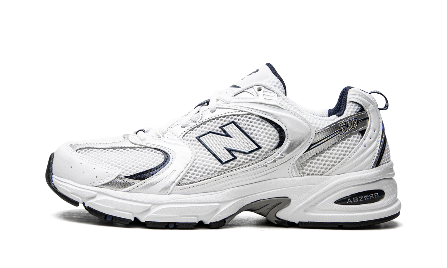 530 "WHITE/SILVER/NAVY"