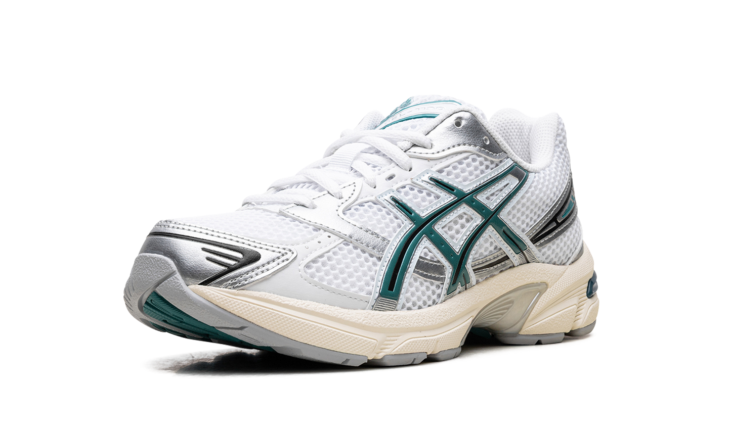 Gel-1130 "White Rainy Lake"