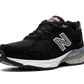 990v3 "Black / White"