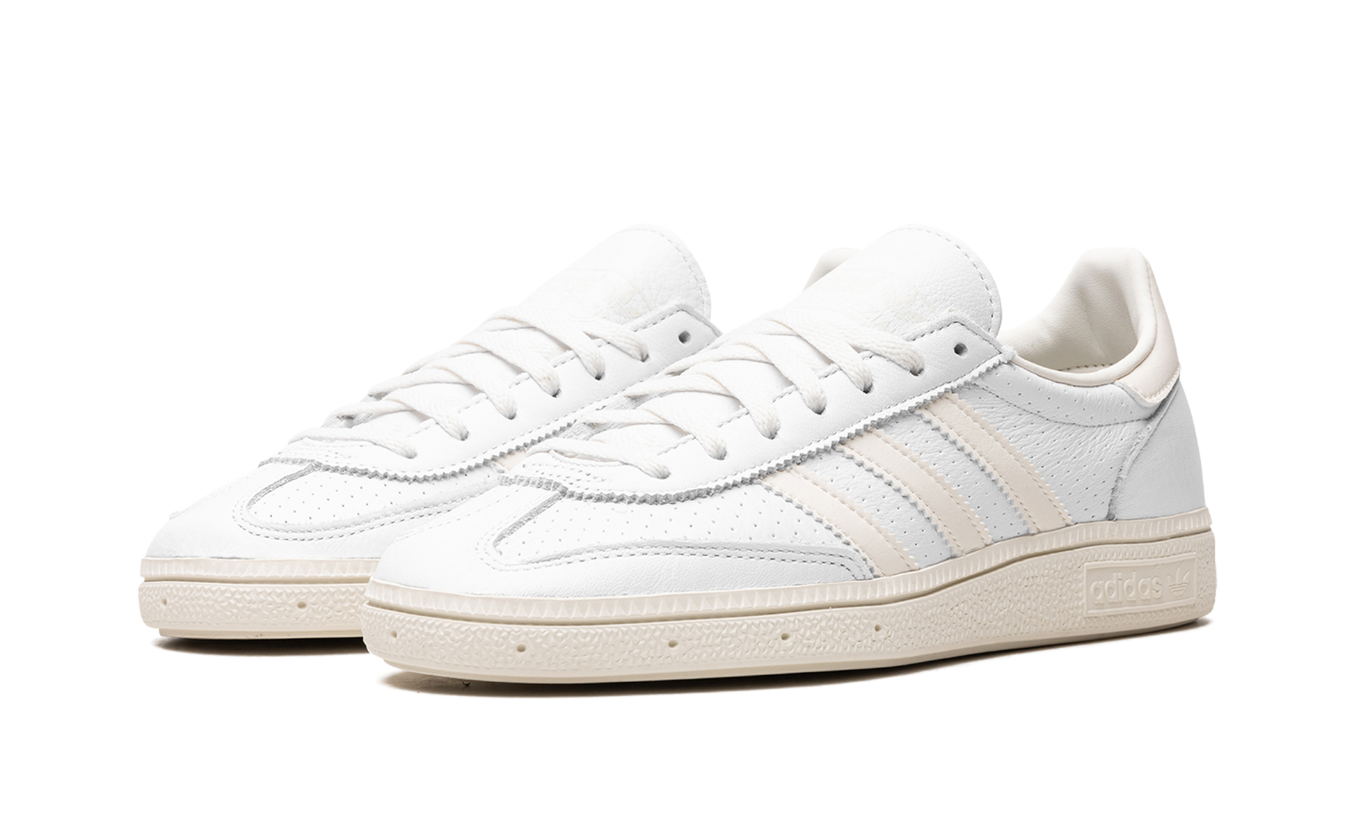 Handball Spezial "White Off White"