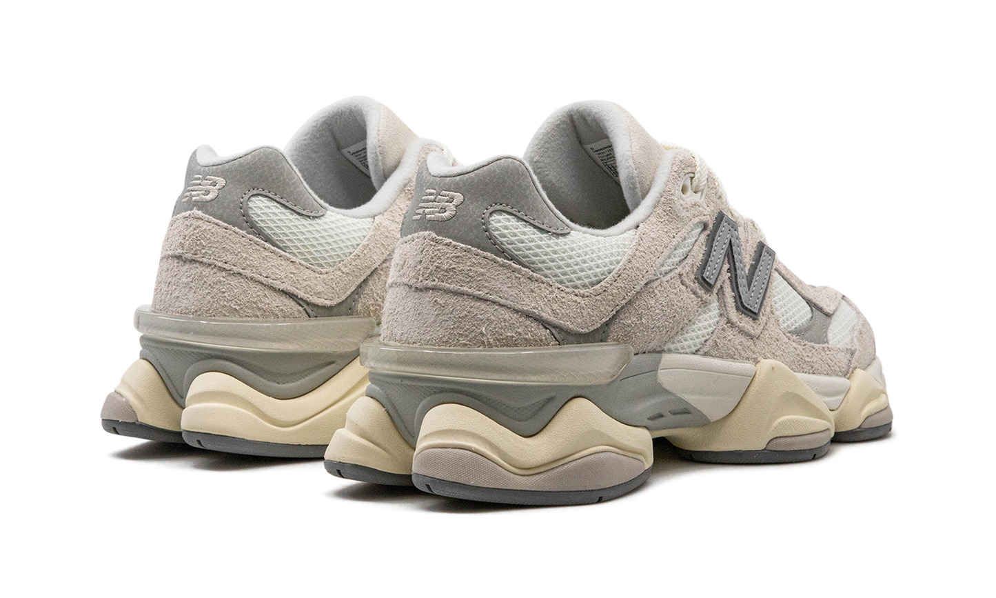 9060 "Suede Pack - Sea Salt"