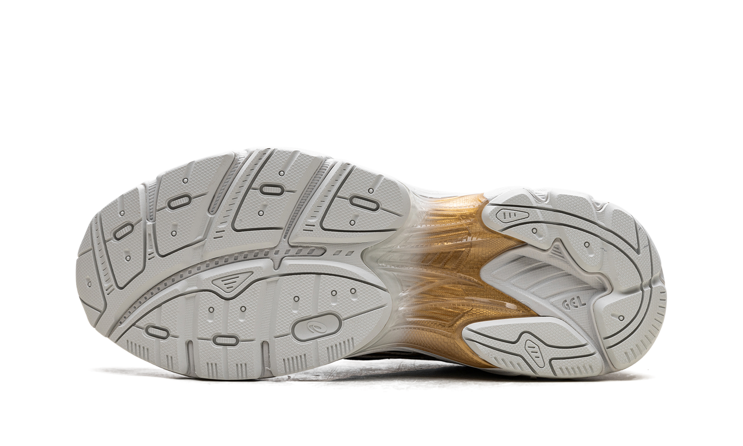 UB8-S GT-2160 "Cream Pure Silver"