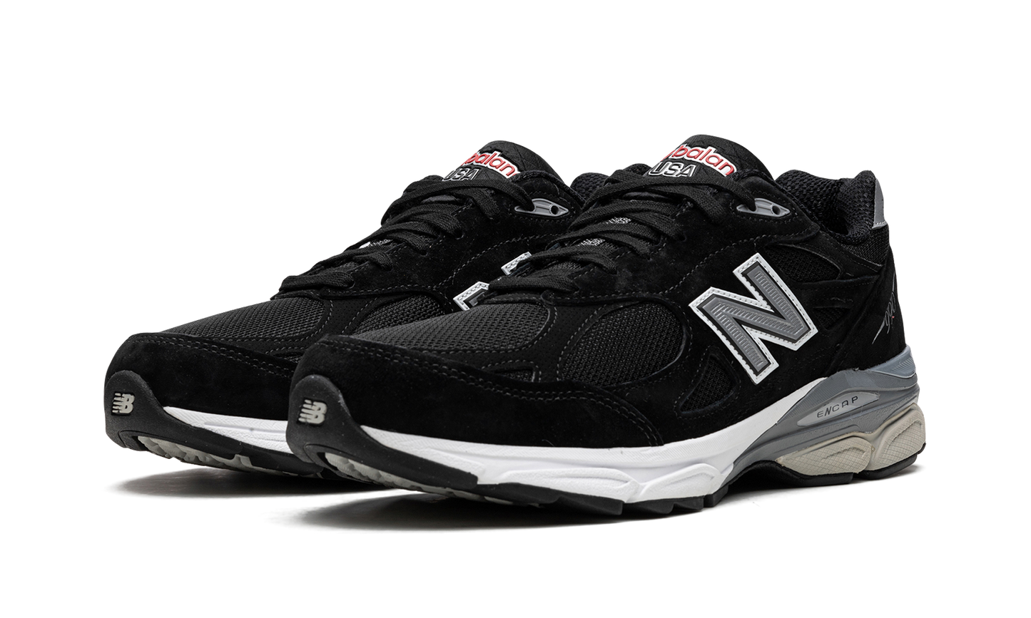 990v3 "Black / White"